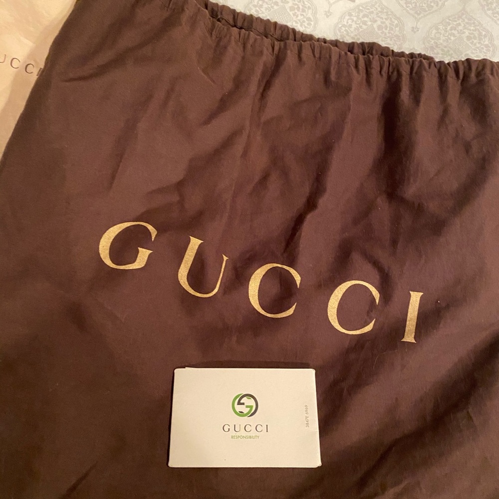 Gucci dust bag